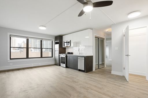 Foto del edificio - 5858 N Sheridan Rd