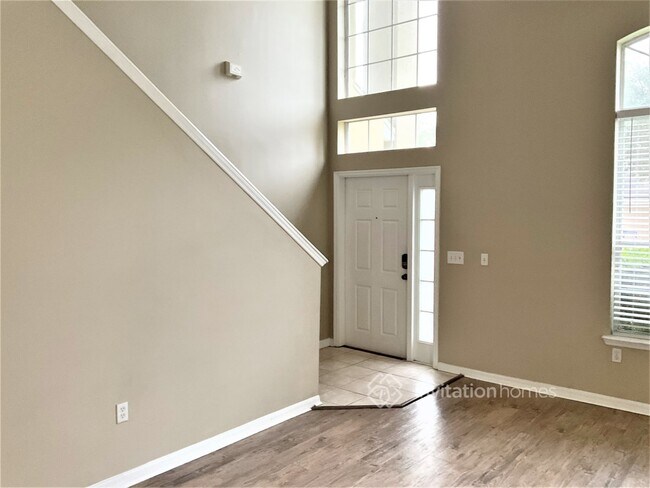 Building Photo - 13109 Tom Morris Dr