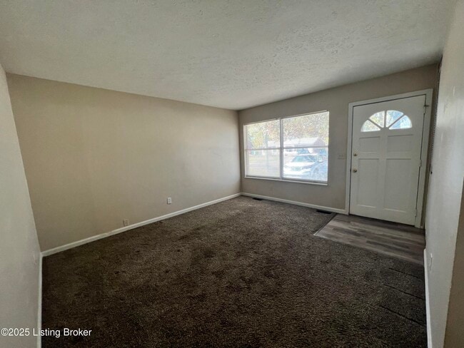 Foto del edificio - 508 Blossom Rd