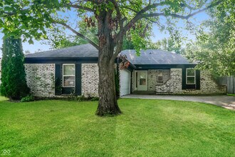 Building Photo - 3131 Acoma Dr