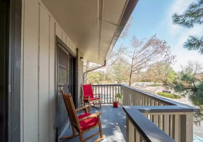 Foto del edificio - CHARMING 2 Bed 2 Bath Condo in Boulder - Available August 7th!