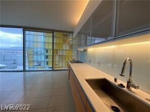 Building Photo - 3722 S Las Vegas Blvd