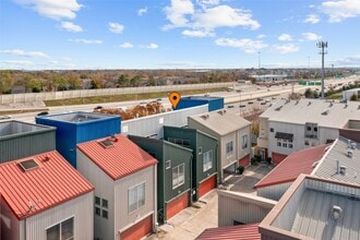Building Photo - 6933 Yellowstone Way Dr