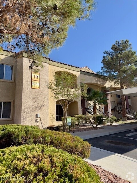 Building Photo - 7885 W Flamingo Rd