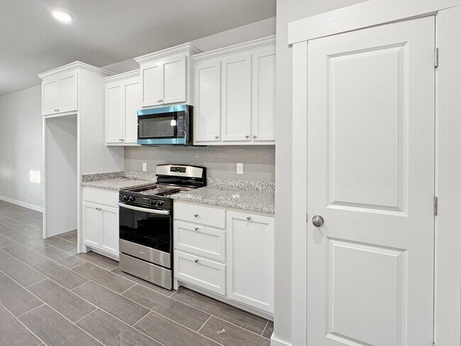 Building Photo - Beautiful 3-Bedroom Home in Council Ridge ...
