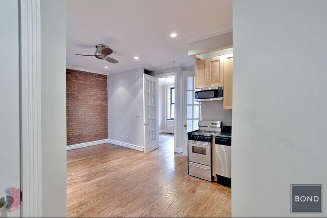 Foto del edificio - 330 E 35th St