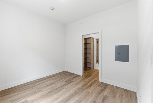 Foto del edificio - 4315 S Congress Ave