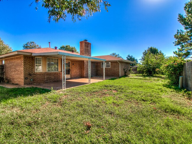 Building Photo - 6717 S Harvey Pl