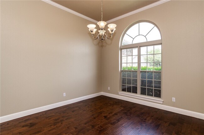 Foto del edificio - 1201 SW Willowbend Ave