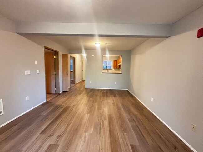 Foto del edificio - Sign your lease this October at Belleau Wo...