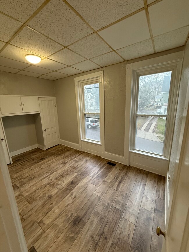Building Photo - 11 Broadhead Ave