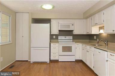 Foto del edificio - 11556 Ivy Bush Ct