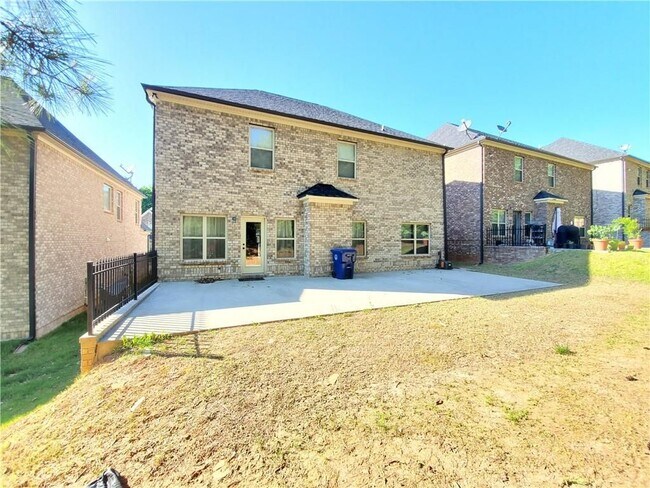Building Photo - 901 Channel Dr