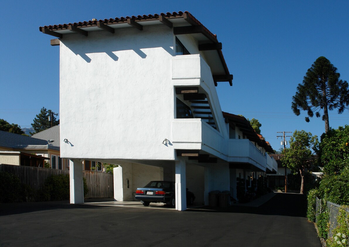 Foto del edificio - 1611 Anacapa St