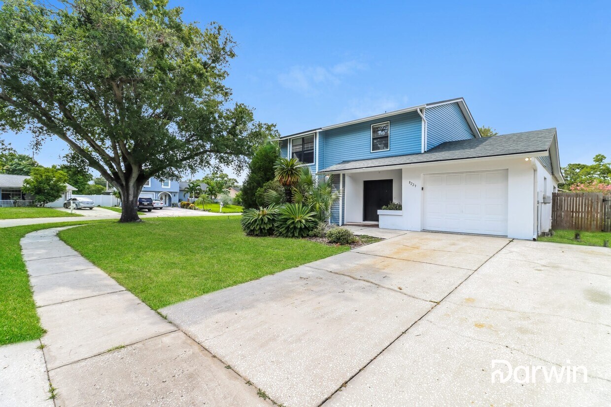 Primary Photo - 8229 Malvern Cir