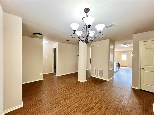 Foto del edificio - 2804 Cameron Way