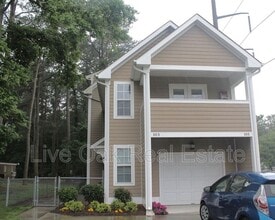 Building Photo - 103 S Corwood Ave