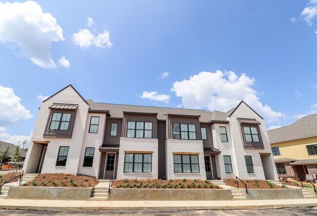 Foto del edificio - 3BR/3.5BA For Rent