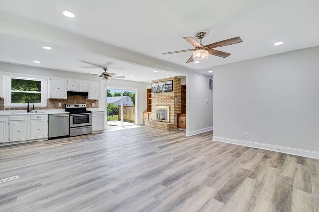 Foto del edificio - 27419 Birch Manor Cir