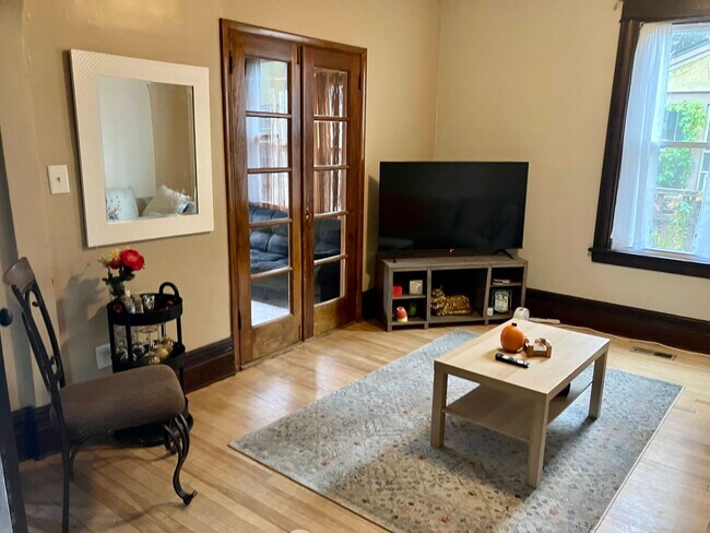 Foto del edificio - 324 Snelling Ave S