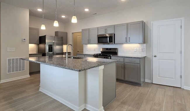 Building Photo - 3472 Bushwillow Dr