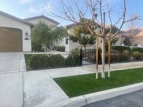 Building Photo - 2915 Mandalay Pl Building Photo - 2915 Mandalay Pl