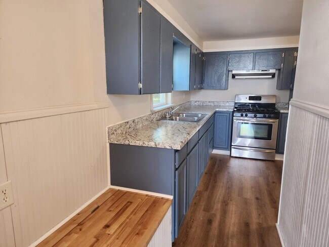 Foto del edificio - 215 SE 38th St
