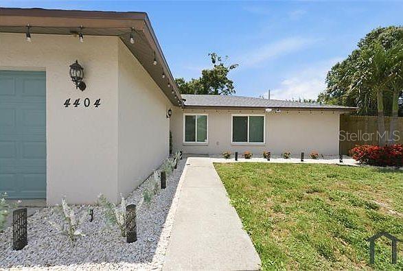 Foto del edificio - 4404 Meadow Creek Cir