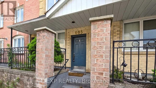 Building Photo - 75-675 Weldrick Rd E