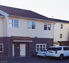 Building Photo - 604 Livingston St