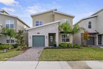 Building Photo - 9227 Sommerset Hills Dr