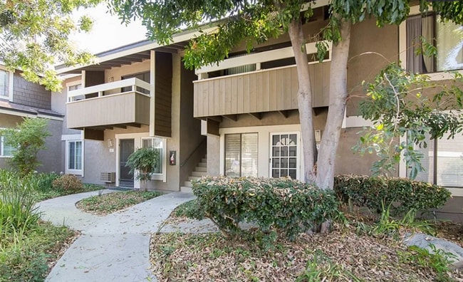 Building Photo - Move-In Ready 2BR | Fresh Paint | Unfurnished & Ready for Your Style