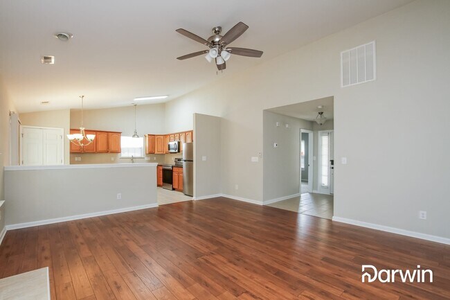 Building Photo - 108 Briarwood Ln