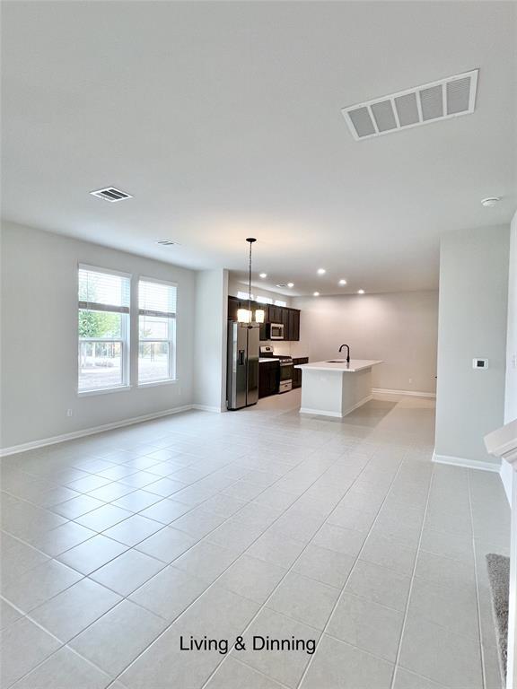 Building Photo - 1656 Coral Sunrise Trl