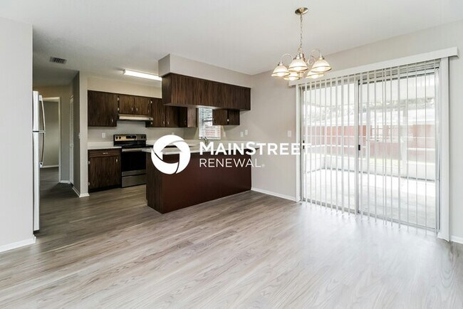 Foto del edificio - 3 Bedroom Pet-Friendly Home in Port Orange, FL with Main Street Renewal