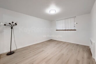 Building Photo - 1350 Josephine St