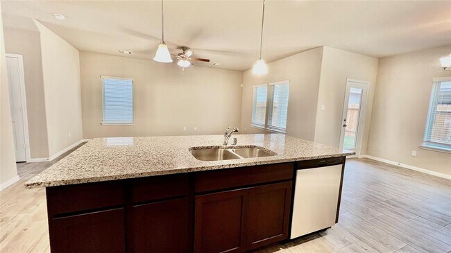 Building Photo - 7922 Cypress Dr