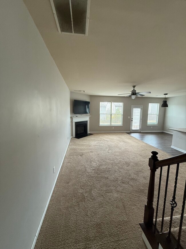 Foto del edificio - 5881 San Gabriel Ln