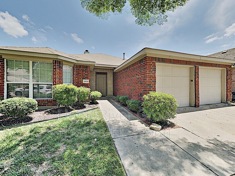 2832 Blue Heron Dr, Mesquite, TX 75181 House Rental in Mesquite, TX