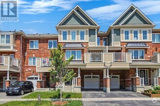 Building Photo - 1054 Clipper Ln