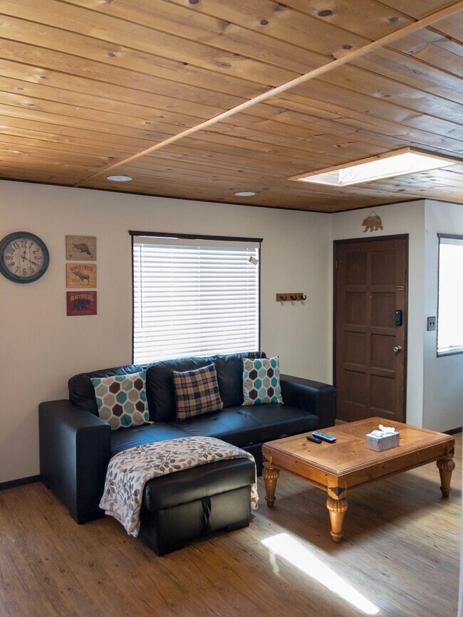 Foto del edificio - 2 Bedroom Big Bear Lake Cabin