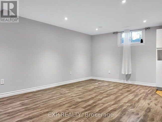 Building Photo - 66 Walter Ave