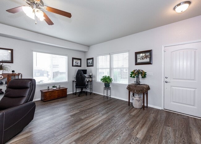 Foto del edificio - 6351 Pilgrimage Rd