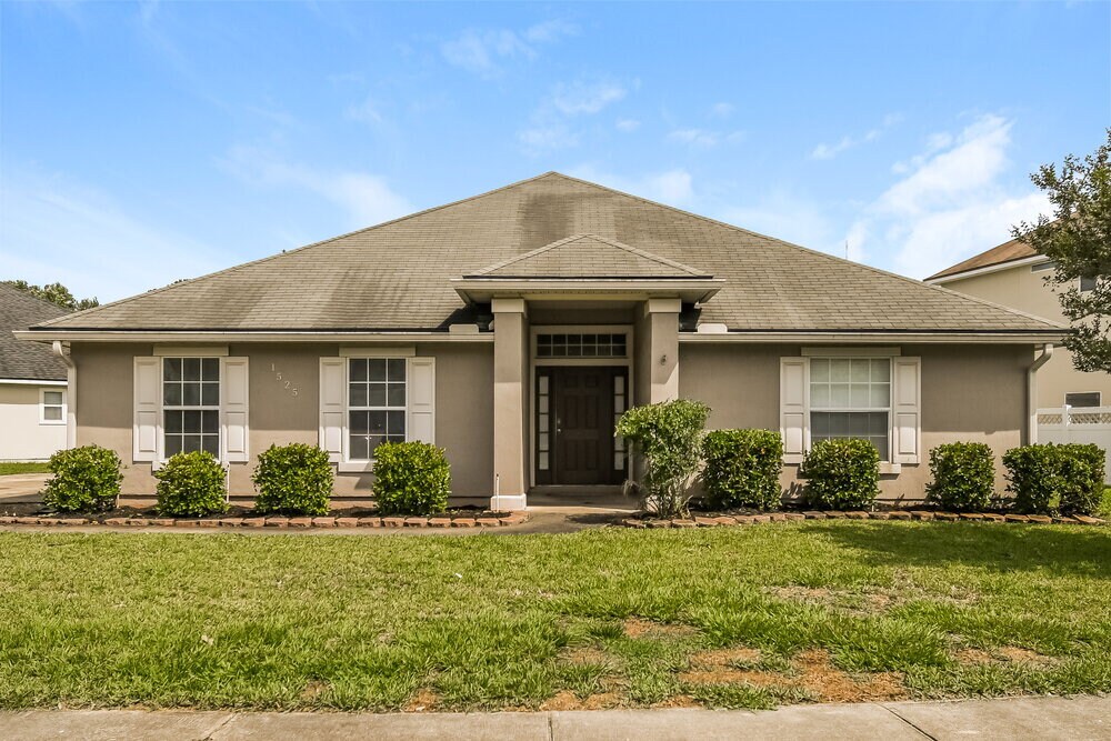 Foto principal - 1525 Harvest Cove Dr