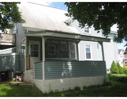 Building Photo - 206 Mt Hope St