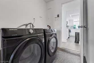 Building Photo - 514 14th St N