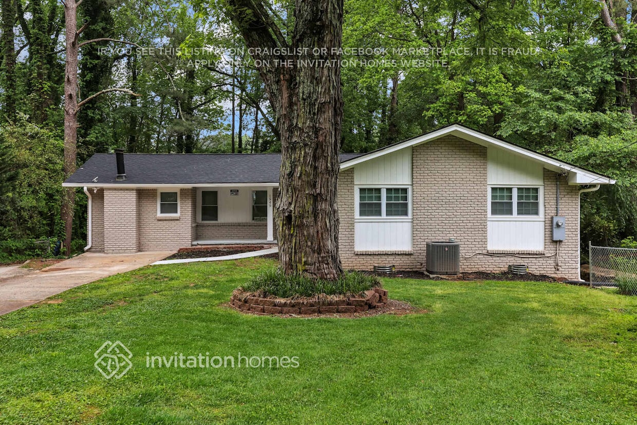 Foto principal - 1949 Fort Valley Dr