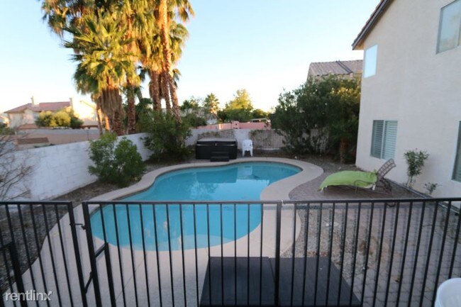 Foto del edificio - 5 br, 3 bath House - 7670 Hartwell Dr