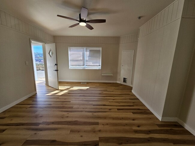 Building Photo - Newly updated 2 bedroom 1 bath apartment f...
