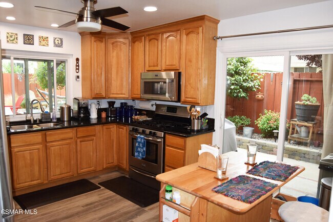 Foto del edificio - 3860 San Marcos Ct